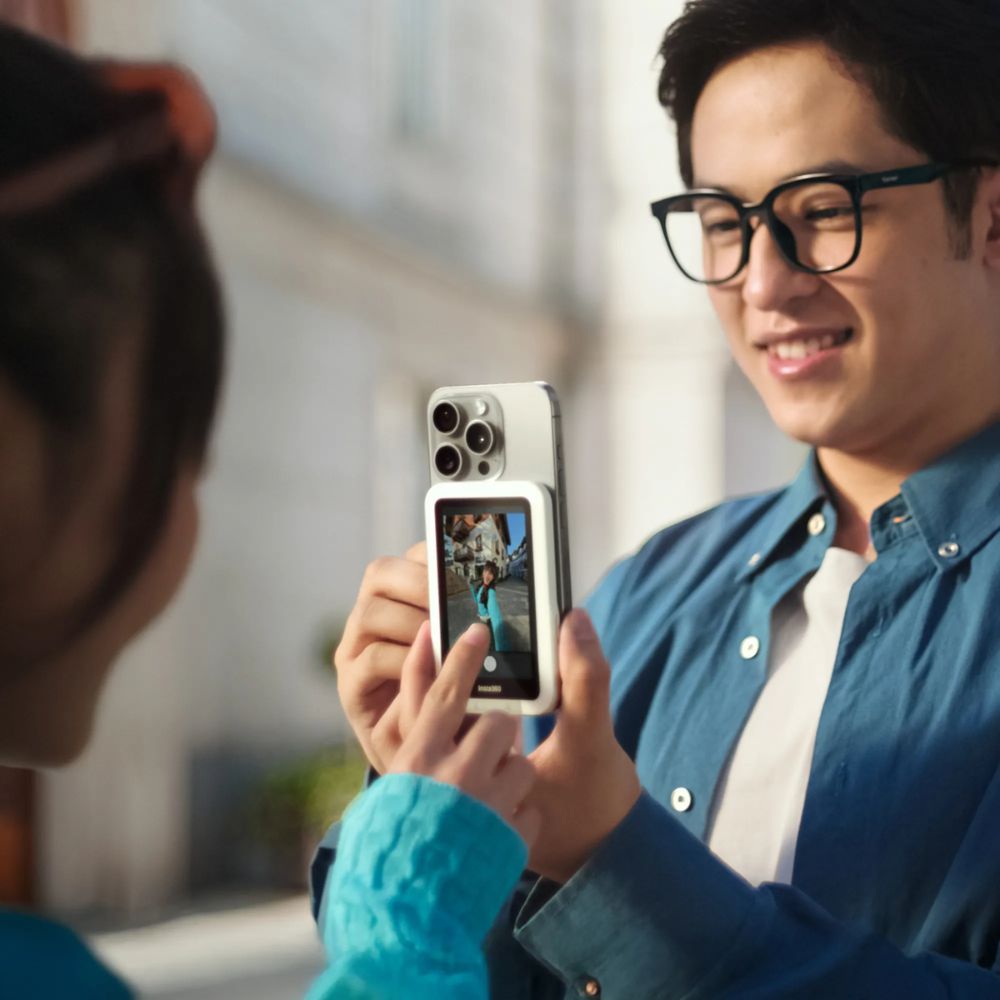 PANTALLA DE SELFIE PARA CELULAR CON LUZ - INSTA360 SNAP - 6