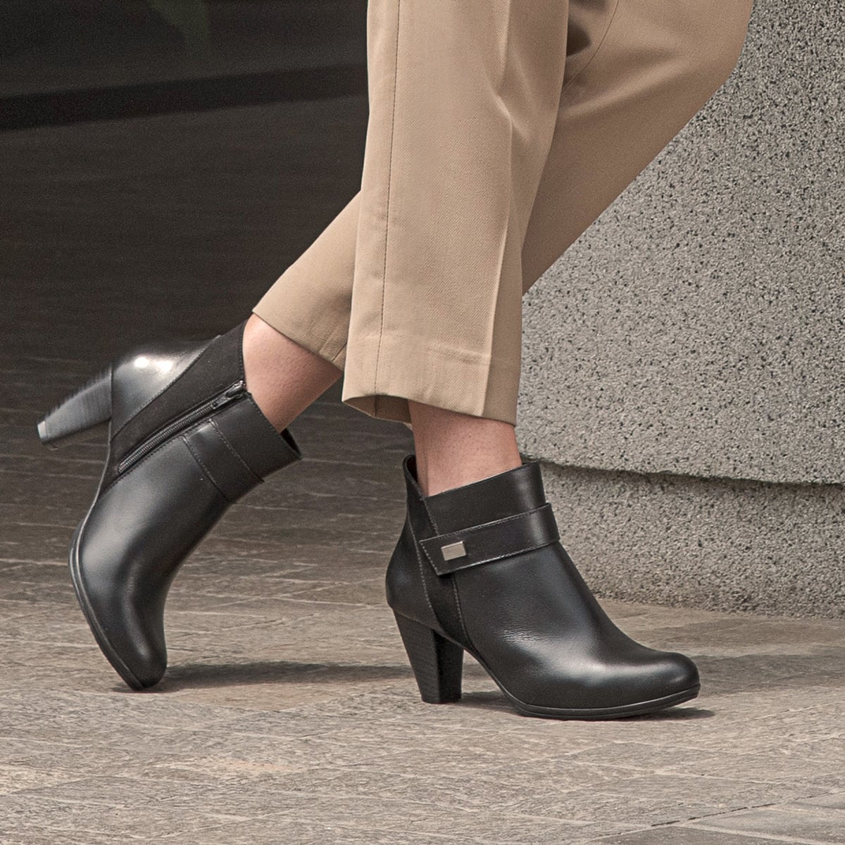 BOTINES CASUAL MUJER ECCO DALILA49 NEGRO CUERO NATURAL - 1