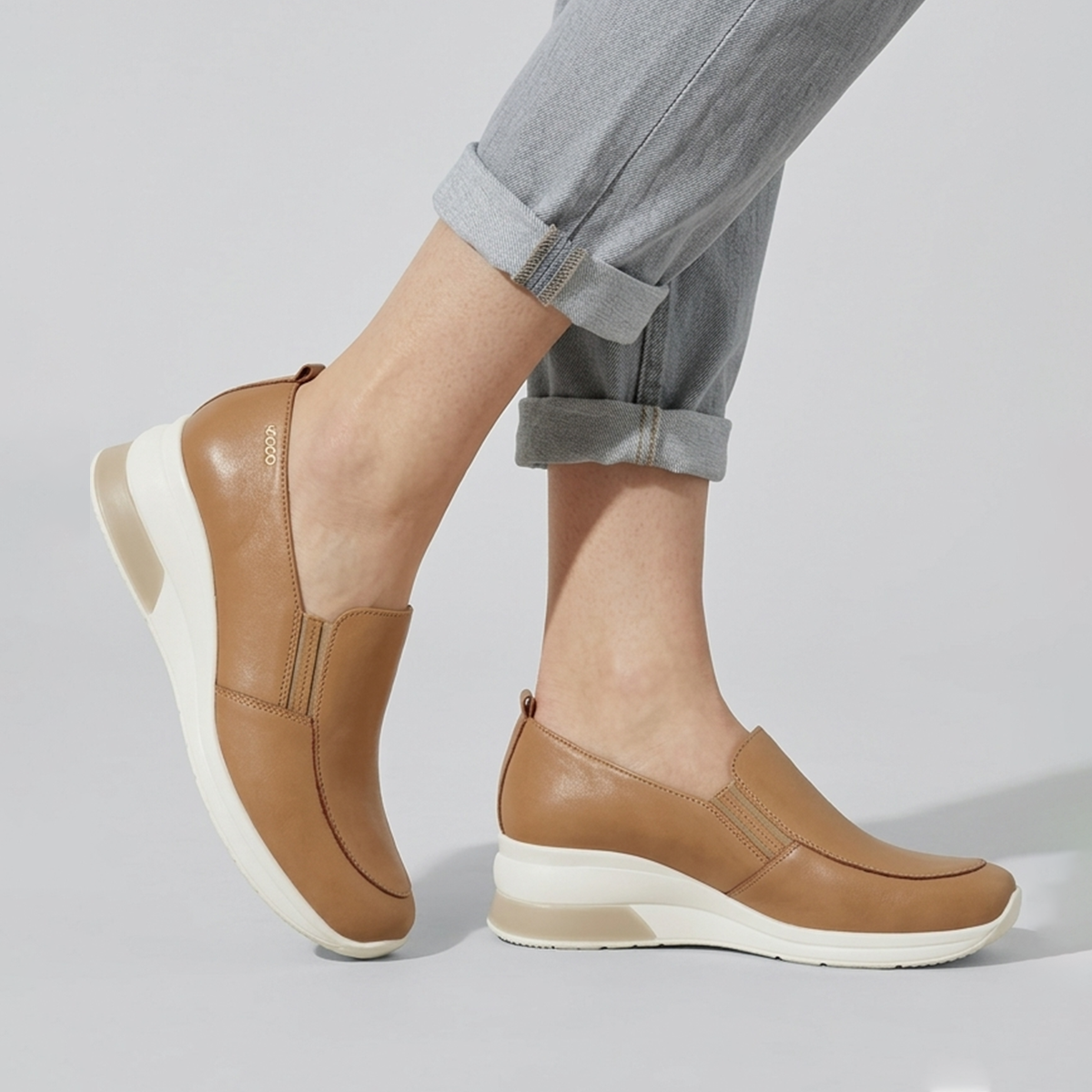 ZAPATO SLIP ON ECCO CUERO MUJER DEBRA06 NATURAL - 1