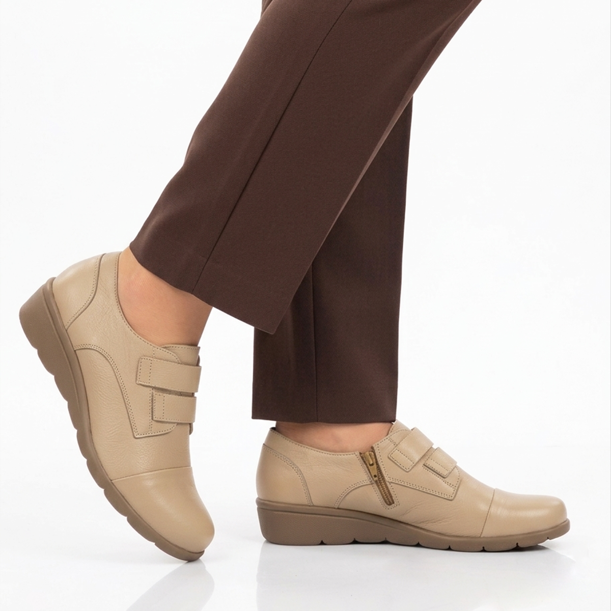 SLIP ON CONFORT ECCO CUERO MUJER FLEXXI20 MOCA LATTE - 1