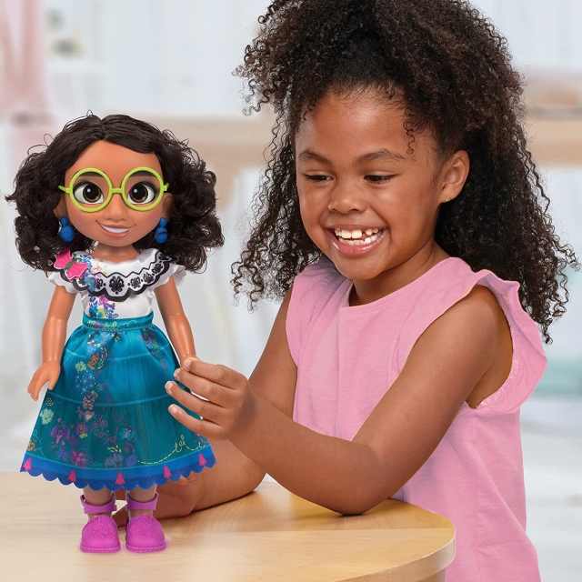 MUÑECA ENCANTO FASHION MIRABEL MADRIGAL - 5