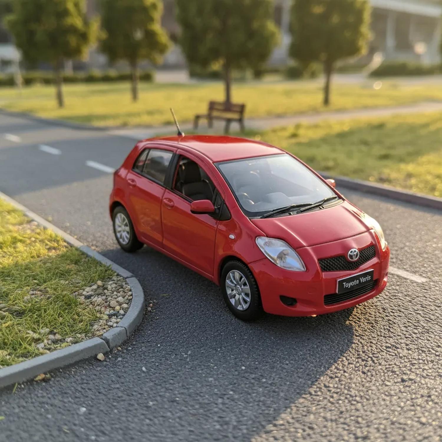 AUTO DE METAL TOYOTA YARIS A ESCALA 1:43 WELLY - 3