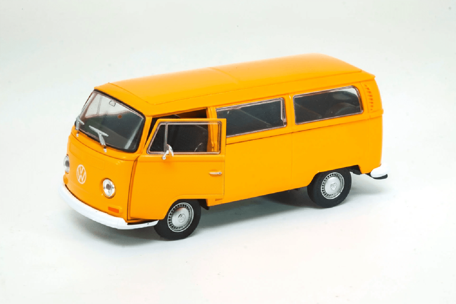 AUTO DE METAL VOLKSWAGEN BUS T2 1972 A ESCALA 1:34-1:39 WELLY - 1