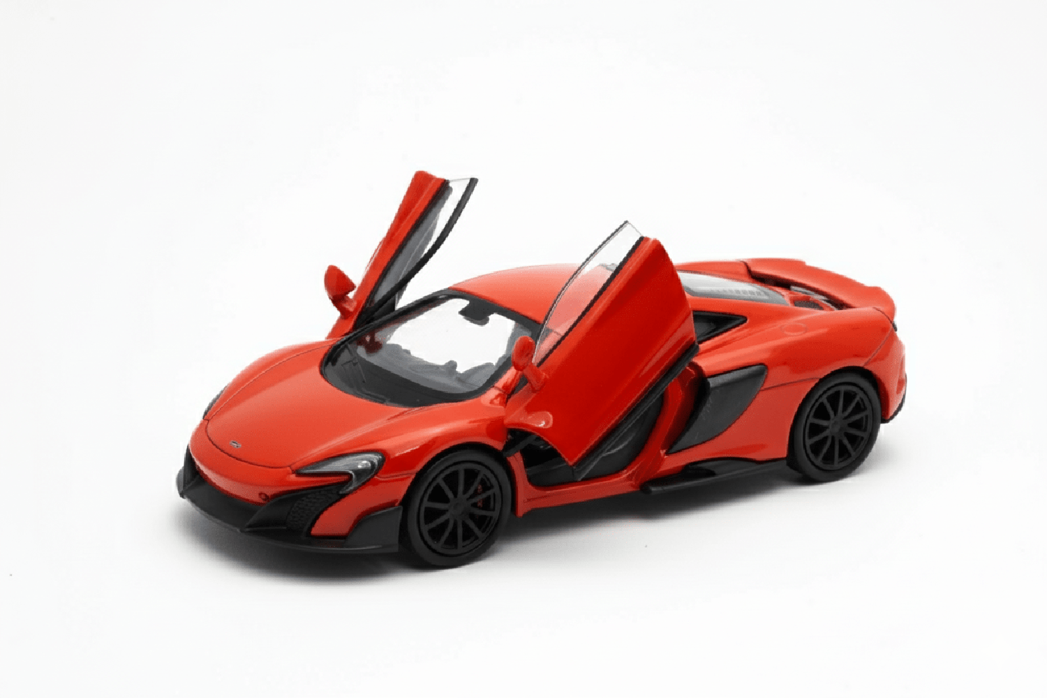 AUTO DE METAL MCLAREN 675LT A ESCALA 1:34-1:39 WELLY - 1