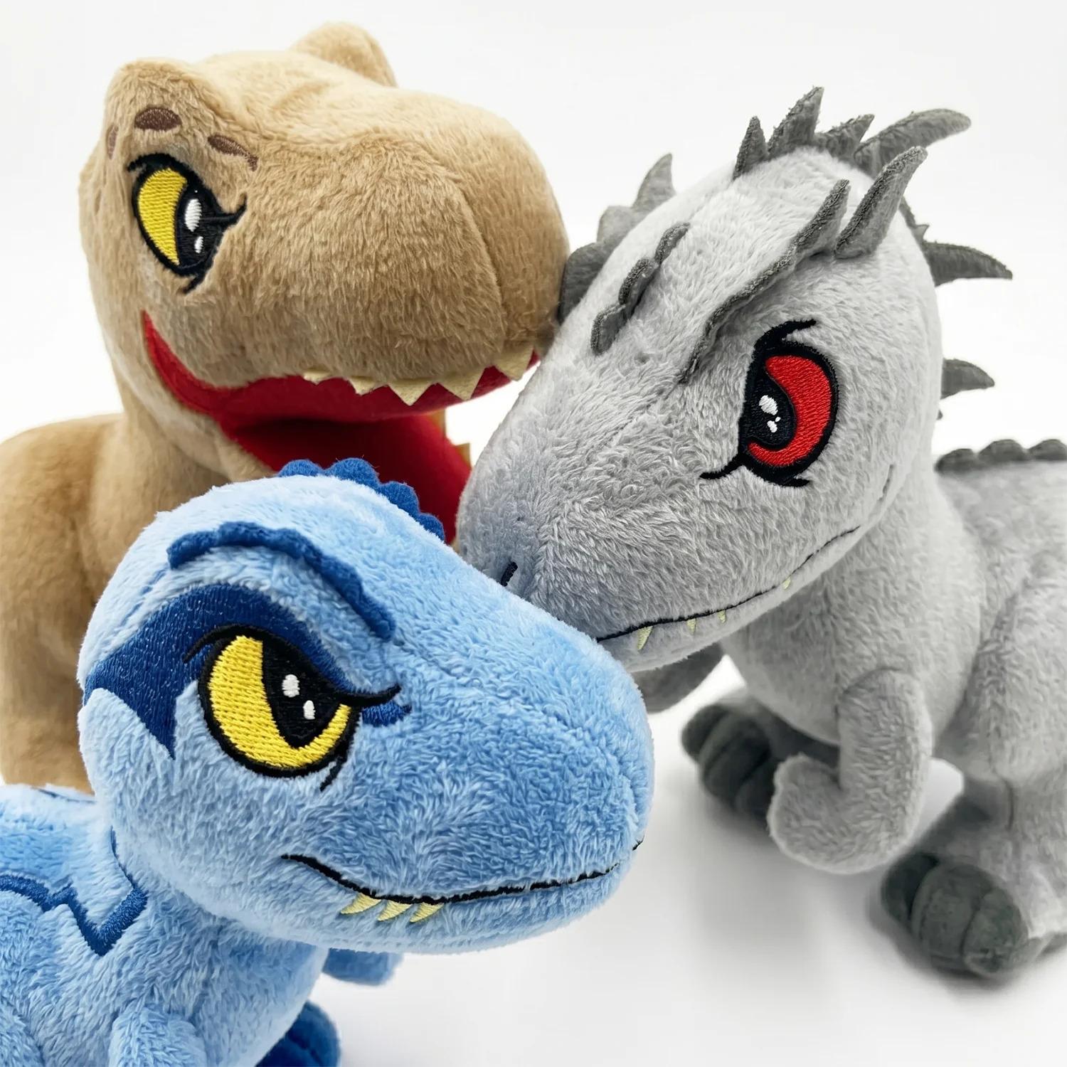 PACK X3 PELUCHES JURASSIC 20 CM COLECCIÓN COMPLETA - 2