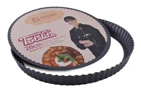 MOLDE PARA TARTALETA O PIE FACUSA CON ANTIADHERENTE COLOR NEGRO – RESISTENTE Y PRÁCTICO. - 1