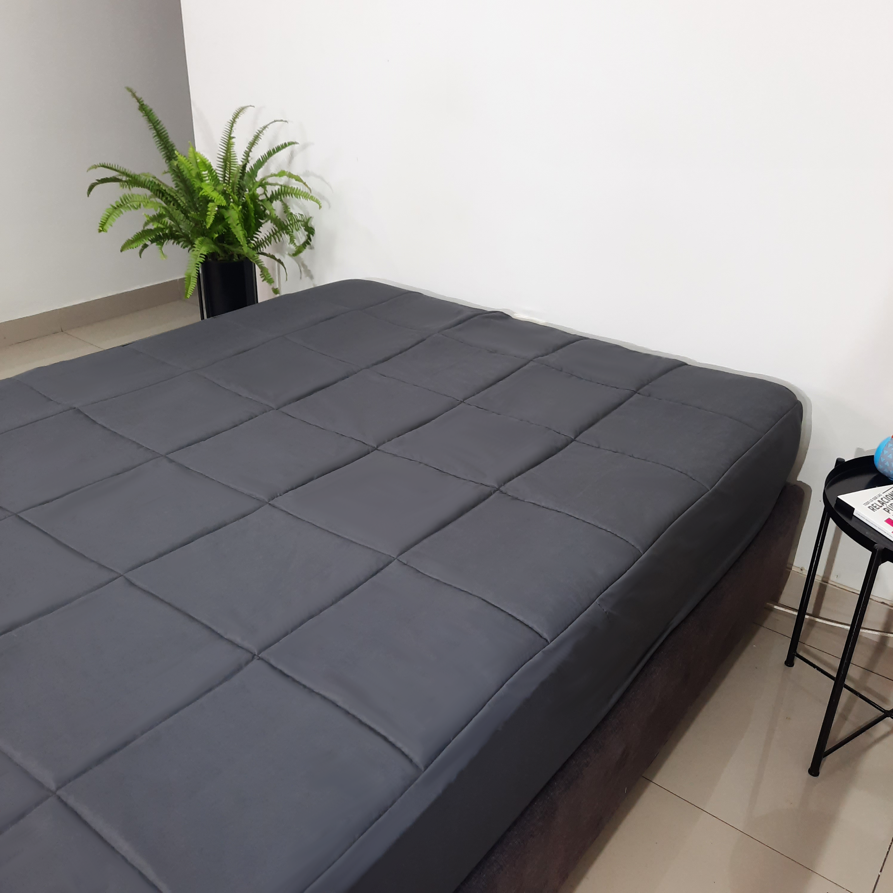 FORRO DE COLCHON NUBE HOGAR QUEEN 160CM X 200CM CON CIERRE ACOLCHADO IMPERMEABLE 25CM - 1
