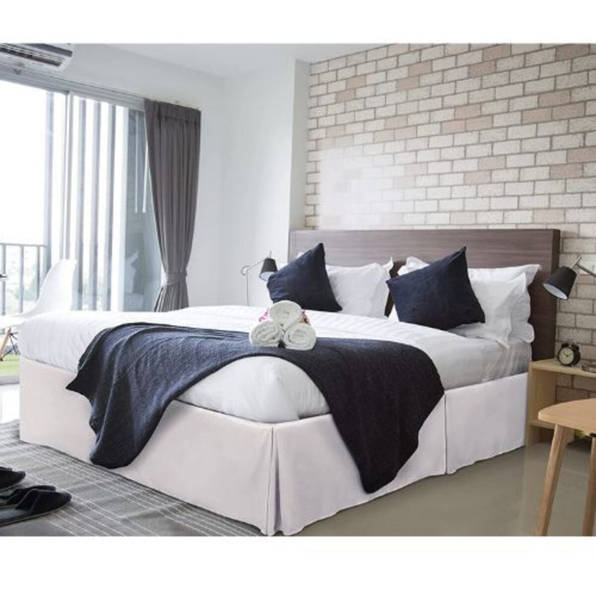 FALDON DE TARIMA QUEEN 160CM X 200CM ELEGANCE DRILL AVENA 30CM PROMO - 1