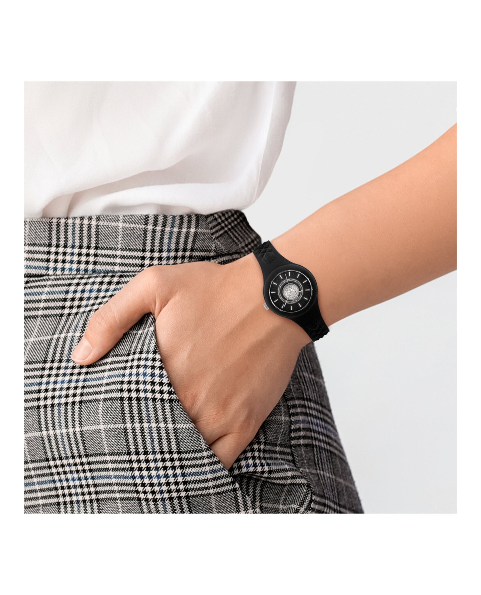 RELOJ VERSUS VERSACE FIRE ISLAND LION NOCHE OSCURA (MUJER) - 5