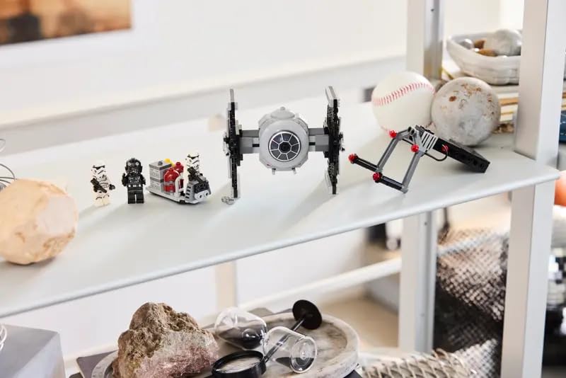 LEGO STAR WARS TIE FIGHTER CON ESTANTE DE HANGAR IMPERIAL (236 PIEZAS 40771) - 3