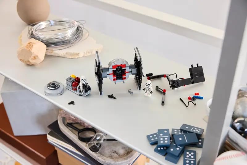 LEGO STAR WARS TIE FIGHTER CON ESTANTE DE HANGAR IMPERIAL (236 PIEZAS 40771) - 6