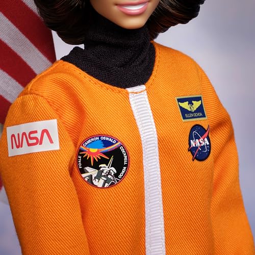 BARBIE MUÑECA INSPIRADORA DE MODA PARA MUJER ELLEN OCHOA COLECCIONABLE EN TRAJE ESPACIAL DE ASTRONAUTA CON ACCESORIOS INCLUYENDO - 4