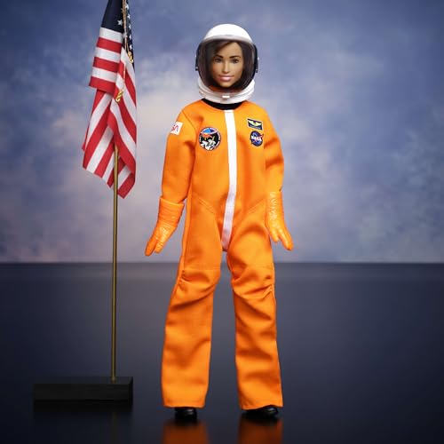 BARBIE MUÑECA INSPIRADORA DE MODA PARA MUJER ELLEN OCHOA COLECCIONABLE EN TRAJE ESPACIAL DE ASTRONAUTA CON ACCESORIOS INCLUYENDO - 5