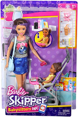 BARBIE SET DE JUEGOS DE NIÑERA CON MUÑECA SKIPPER MUÑECO BEBÉ COCHECITO SALTARÍN Y ACCESORIOS TEMÁTICOS PARA NIÑOS DE 3 A 7 AÑOS - 6