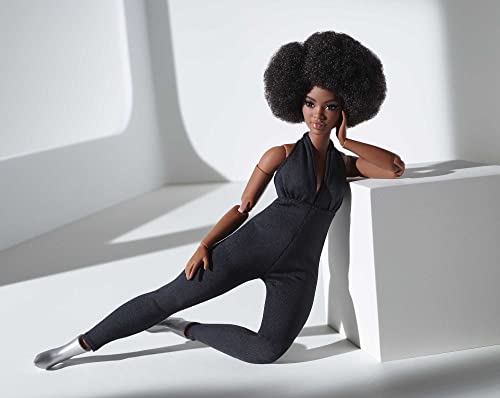 BARBIE SIGNATURE LOOKS MUÑECA CURVA MORENA MUÑECA DE MODA TOTALMENTE POSABLE CON OVEROL NEGRO REGALO PARA COLECCIONISTAS - 4