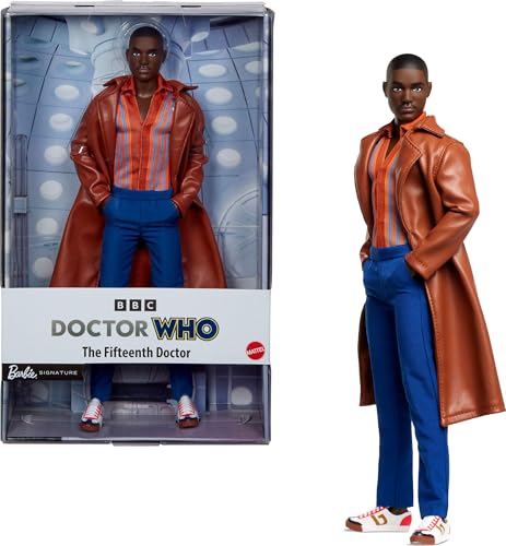 BARBIE MUÑECA DEL DECIMOQUINTO DOCTOR COLECCIÓN DE DR WHO INSPIRADA EN LA 14 TEMPORADA DE LA SERIE CON SOPORTE PARA MUÑECA - 1