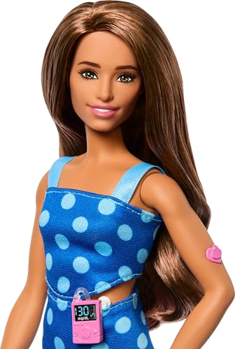 MUÑECA BARBIE FASHIONISTAS 242 MUÑECA CON DIABETES TIPO 1 CON ATUENDO DE LUNARES Y ACCESORIOS EN ASOCIACIÓN CON BREAKTHROUGH T1D - 3
