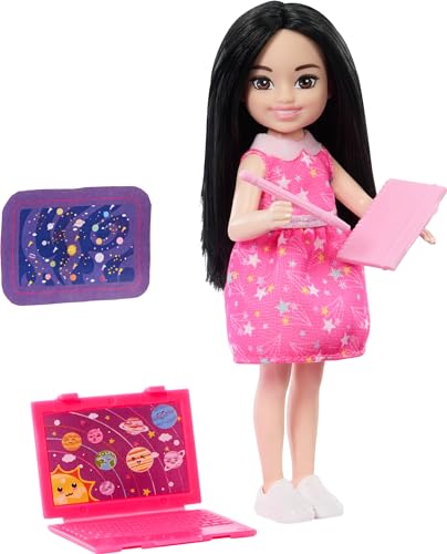 SET DE JUGUETES BARBIE CHELSEA PUEDE SER ASTRÓNOMA MUÑECA PEQUEÑA MORENA CON 5 ACCESORIOS TEMÁTICOS DE CIENCIA INCLUYENDO - 4
