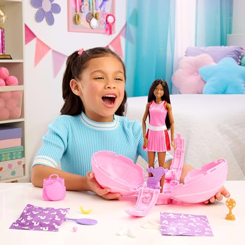 BARBIE MUÑECO Y ACCESORIOS DE JUGADOR DE TENIS CON MUÑECA BRUNETTE FASHION Y 8 SORPRESAS Y UNA FUNDA PARA PELOTA DE TENIS - 2