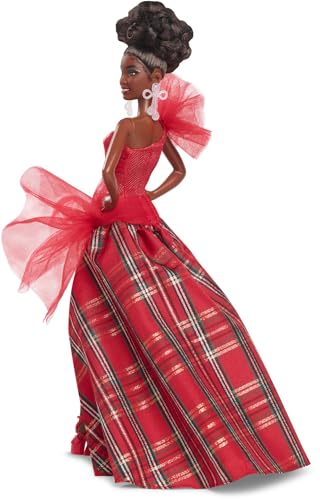 MUÑECA BARBIE SIGNATURE MUÑECA DE MODA FESTIVA DE 2024 CON CABELLO CASTAÑO USANDO VESTIDO A CUADROS REGALO DE COLECCIONISTA - 5