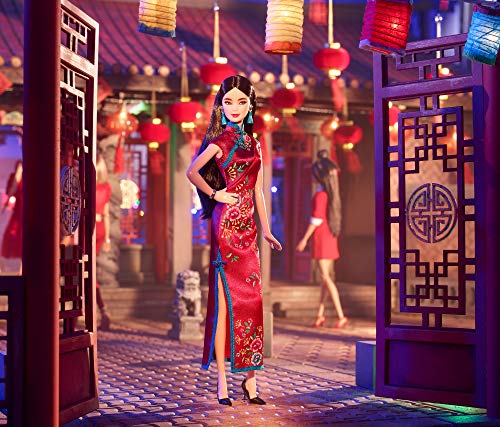 MUÑECA BARBIE SIGNATURE AÑO NUEVO LUNAR DE 12 PULGADAS MORENA CON VESTIDO ROJO DE SATÉN CHEONGSAM CON ACCESORIOS REGALO - 2