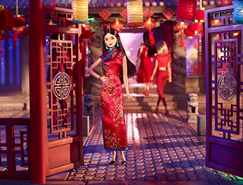 MUÑECA BARBIE SIGNATURE AÑO NUEVO LUNAR DE 12 PULGADAS MORENA CON VESTIDO ROJO DE SATÉN CHEONGSAM CON ACCESORIOS REGALO - 3