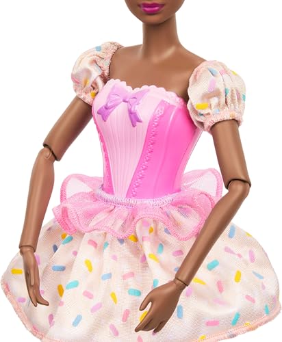 BARBIE IN THE NUTCRACKER LAND OF SWEETS BAILARINA CON TUTÚ Y ACCESORIOS TEMÁTICOS DE CARAMELO NIKKI - 4