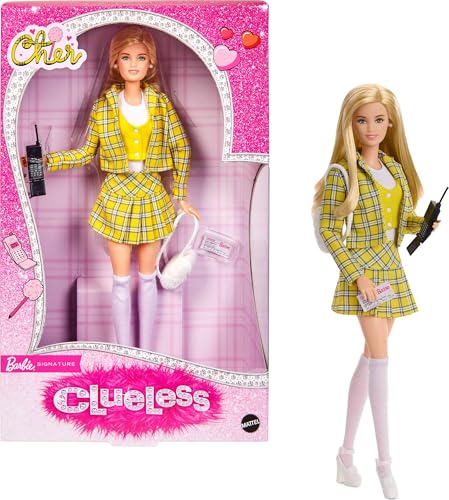 MUÑECA BARBIE SIGNATURE COLECCIÓN CLUELESS CHER EN TRAJE A CUADROS AMARILLO CON MOCHILA TELÉFONO CELULAR Y ACCESORIOS DE PERMISO - 1