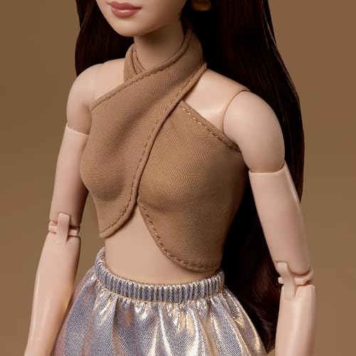 BARBIE BASICS MODEL COLLECTOR FASHION DOLL 06 CON CABELLO MORENO FALDA DORADA BRILLANTE Y HALTER MODA DE AJUSTE UNIVERSAL CUERPO - 4