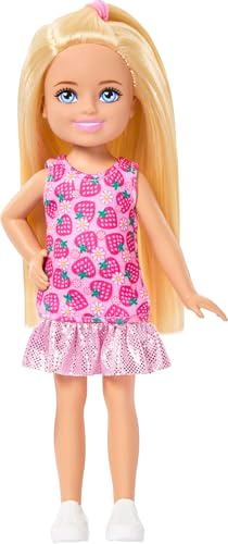 BARBIE CLUB CHELSEA MUÑECA PEQUEÑA 6 PULGADAS CON CABELLO RUBIO VISTIENDO VESTIDO EXTRAÍBLE CON ESTAMPADO DE FRESA Y ZAPATOS - 1