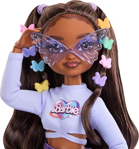 BARBIE DREAM BESTIES WEEKEND GETAWAY BROOKLYN MUÑECA Y ACCESORIOS MUÑECA DE MODA CON MODAS EXTRAÍBLES Y 7 PIEZAS DE JUGUETE - 2