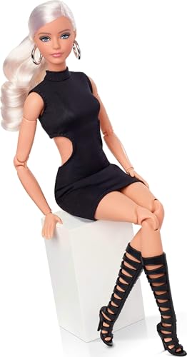 BARBIE BASICS MUÑECA COLECCIONISTA MODELO 02 CON CABELLO RUBIO MINI VESTIDO NEGRO Y BOTAS DE GLADIADOR MODA DE AJUSTE UNIVERSAL - 4