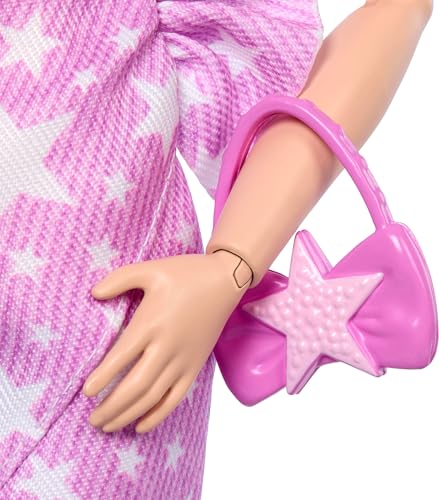 BARBIE MUÑECA DE ESTILO DE LUJO 11 EN VESTIDO DE MEZCLILLA ROSA ESTAMPADO DE ESTRELLAS CON MEDIAS A JUEGO PELO NEGRO EN MOÑO - 4