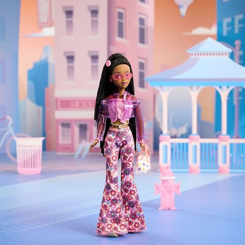 BARBIE MUÑECA Y ACCESORIOS SIGNATURE MY SCENE JAI TRENZAS NEGRAS TRAJE INSPIRADO EN Y2K CON PARTE SUPERIOR ROSA CHAQUETA - 2
