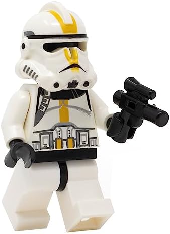 LEGO STAR WARS: MINIFIGURA AMARILLA EP 3 CLONE TROOPER FASE 2 CON BLASTER - 3
