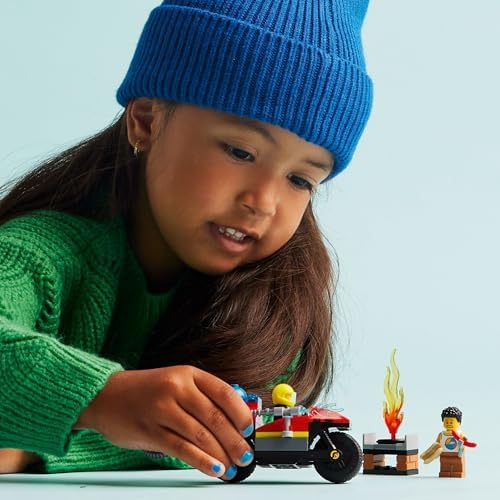 LEGO CITY FIRE RESCUE - JUEGO DE JUGUETE DE BOMBEROS PARA NIÑOS DE 4 AÑOS EN ADELANTE, INCLUYE UN JUGUETE DE MOTOCICLETA Y 2 - 7