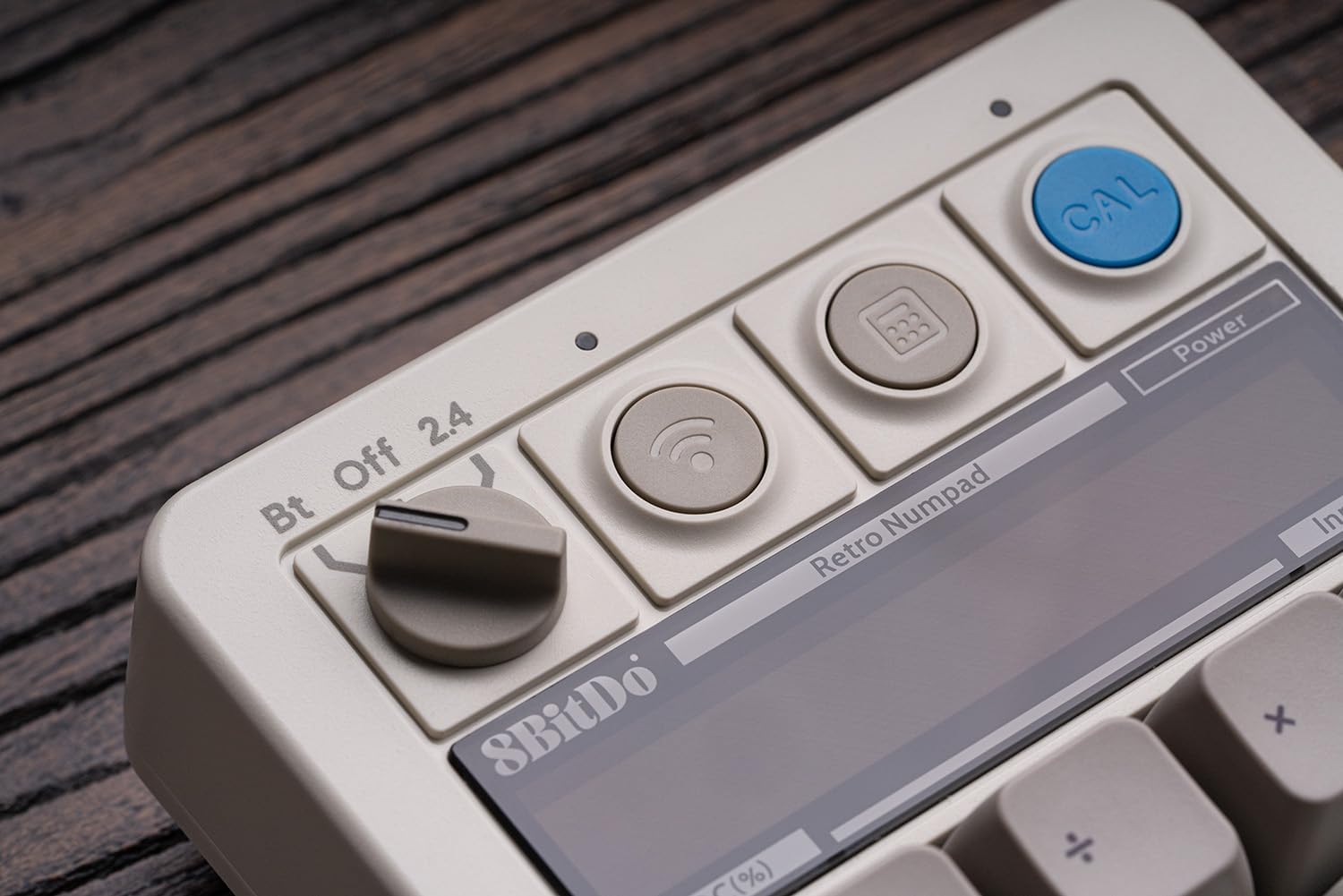 8BITDO RETRO 18 MECHANICAL NUMPAD, SUPPORTS CALCULATOR MODE, BLUETOOTH/2.4G/WIRED NUMPAD FOR WINDOWS AND ANDROID - M EDITION - 6
