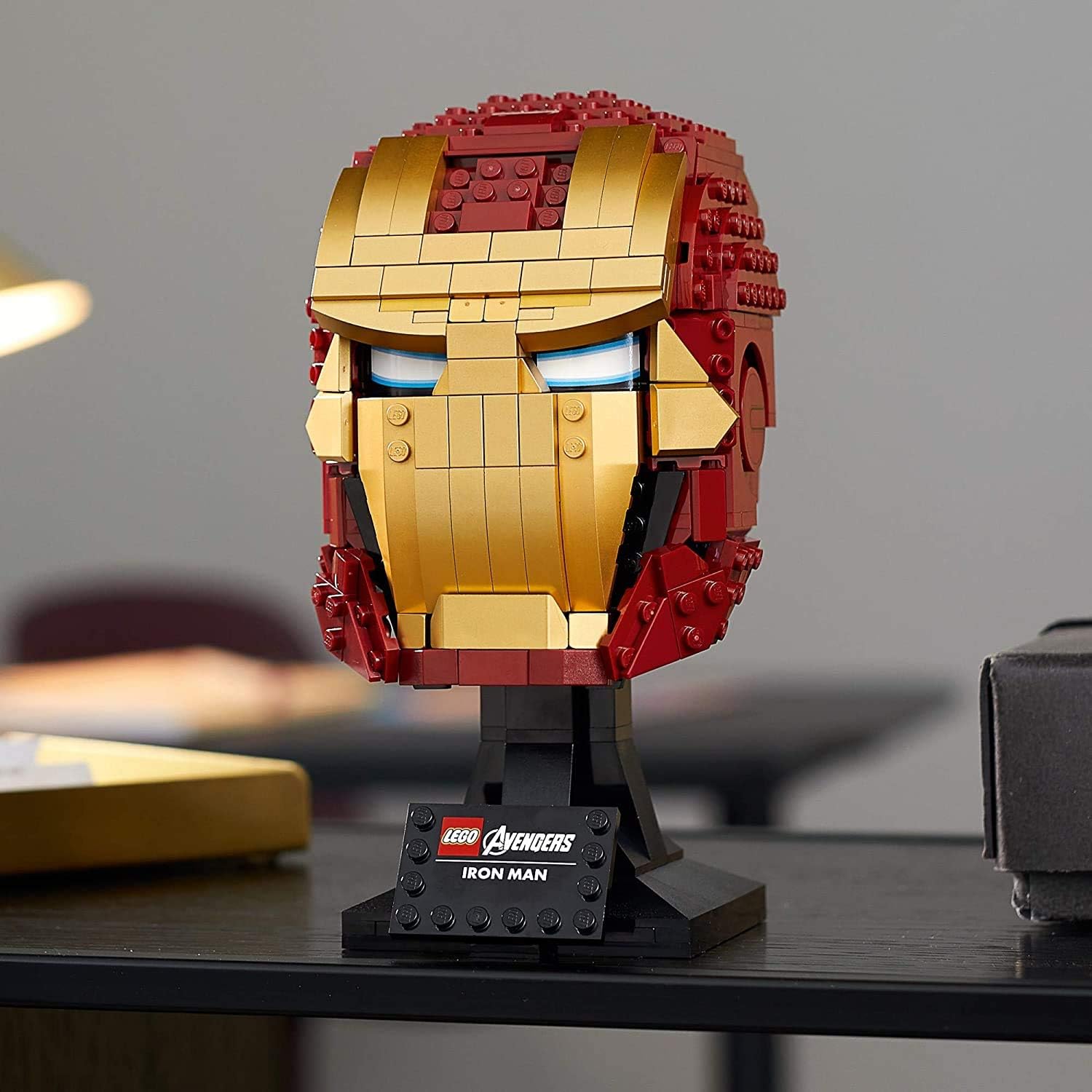 CASCO DE IRON MAN DE LEGO MARVEL AVENGERS 76165 MÁSCARA DE IRON MAN DE LADRILLO PARA ADULTOS PARA CONSTRUIR Y EXHIBIR, - 7