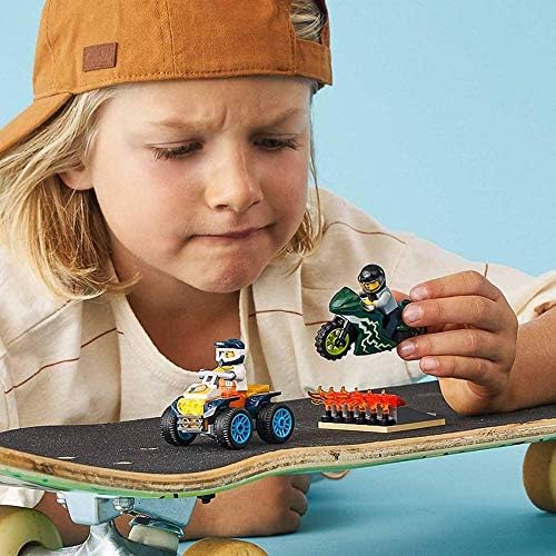 LEGO CITY STUNT TEAM 60255 - JUGUETE DE BICICLETA PARA NIÑOS, NUEVO 2020 62 PIEZAS - 5