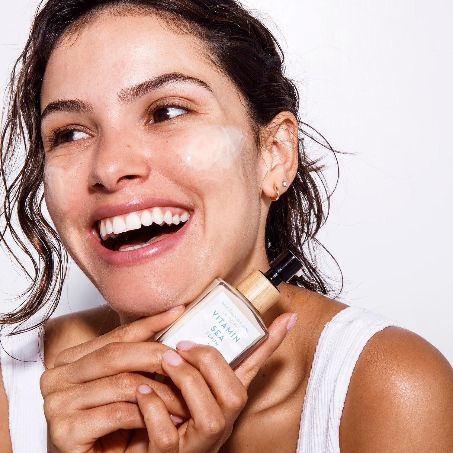 SUERO FACIAL CON VITAMINA C PARA UNA PIEL BRILLANTE SUERO ILUMINADOR DE VITAMINA C REJUVENECEDOR CON ACEITES ORGÁNICOS - 6