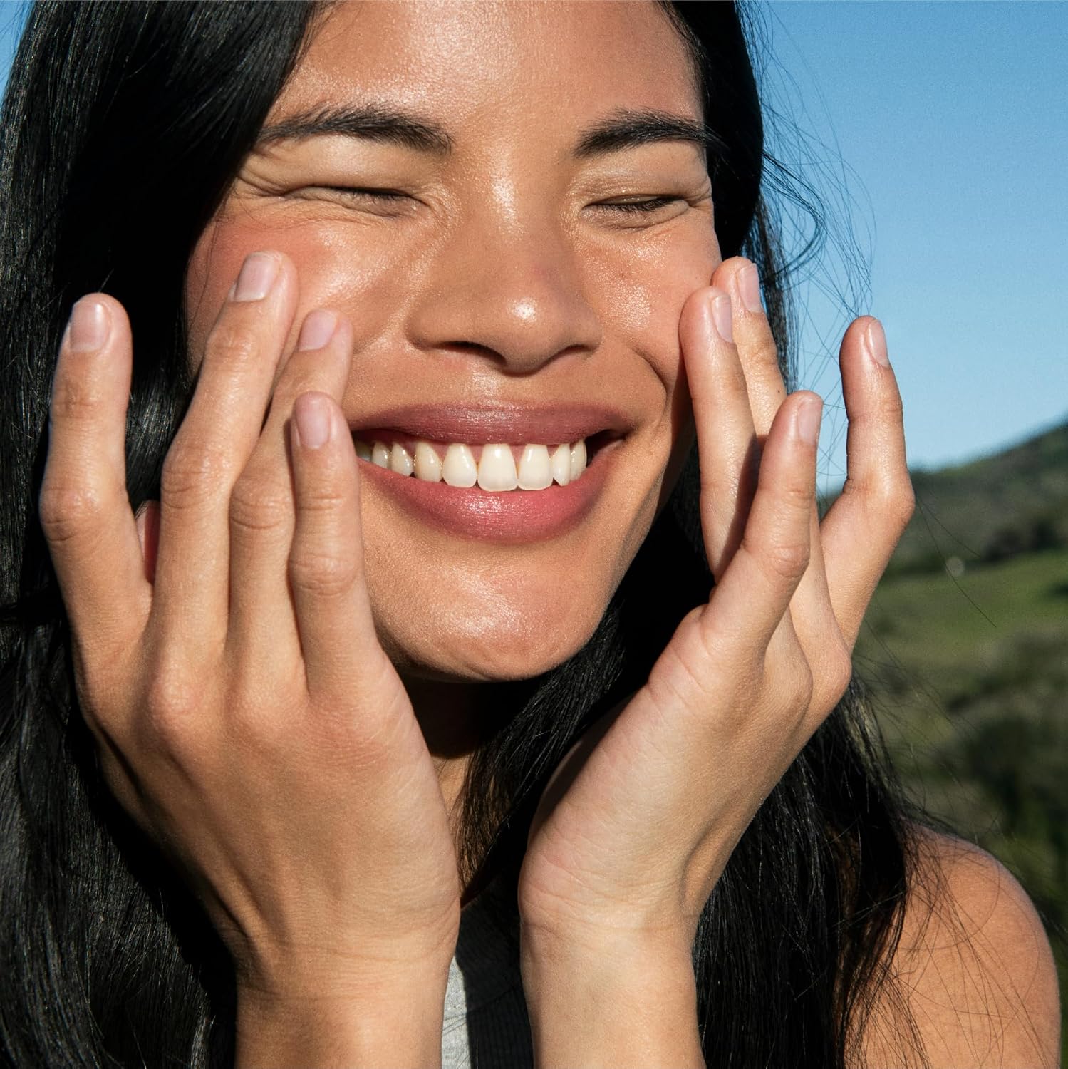 URSA MAJOR SUERO NATURAL DE VITAMINA C FÓRMULA ILUMINADORA REVITALIZA LA PIEL OPACA Y SUAVIZA EL TONO DE LA PIEL SE DIRIGE - 5