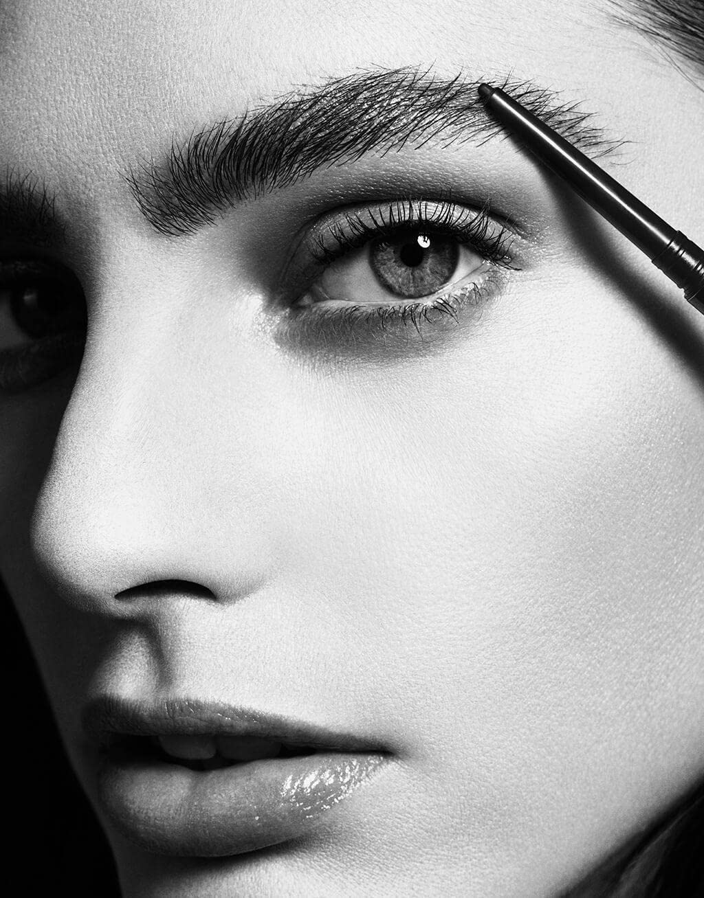 HOURGLASS - LÁPIZ MICROESCULTOR PARA CEJAS - 7