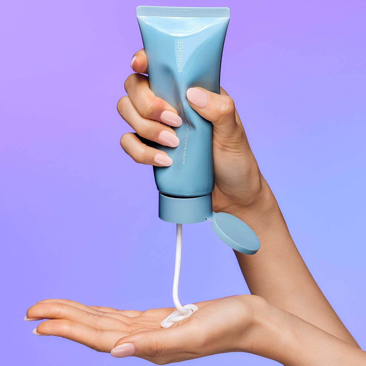 LANEIGE ESPUMA LIMPIADORA DE BANCO DE AGUA: LAVADO FACIAL HIDRATANTE Y REMOVEDOR DE MAQUILLAJE CON ÁCIDO HIALURÓNICO - 6