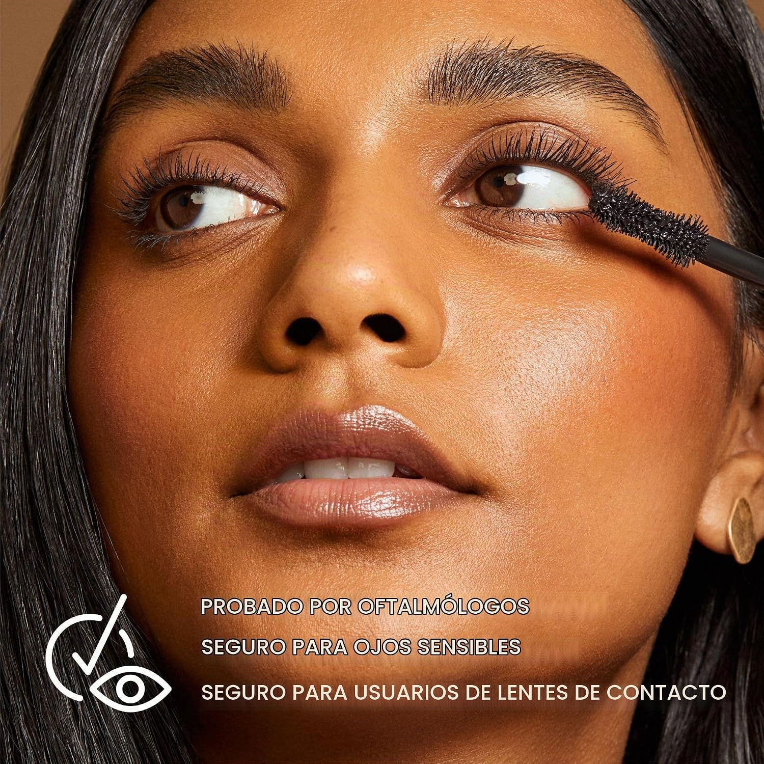 ILIA - MÁSCARA VOLUMIZADORA COMPLETA SIN PESO, APILABLE, LIBRE DE MANCHAS Y COPOS, SEGURA PARA OJOS SENSIBLES PESTAÑAS MÁS - 4