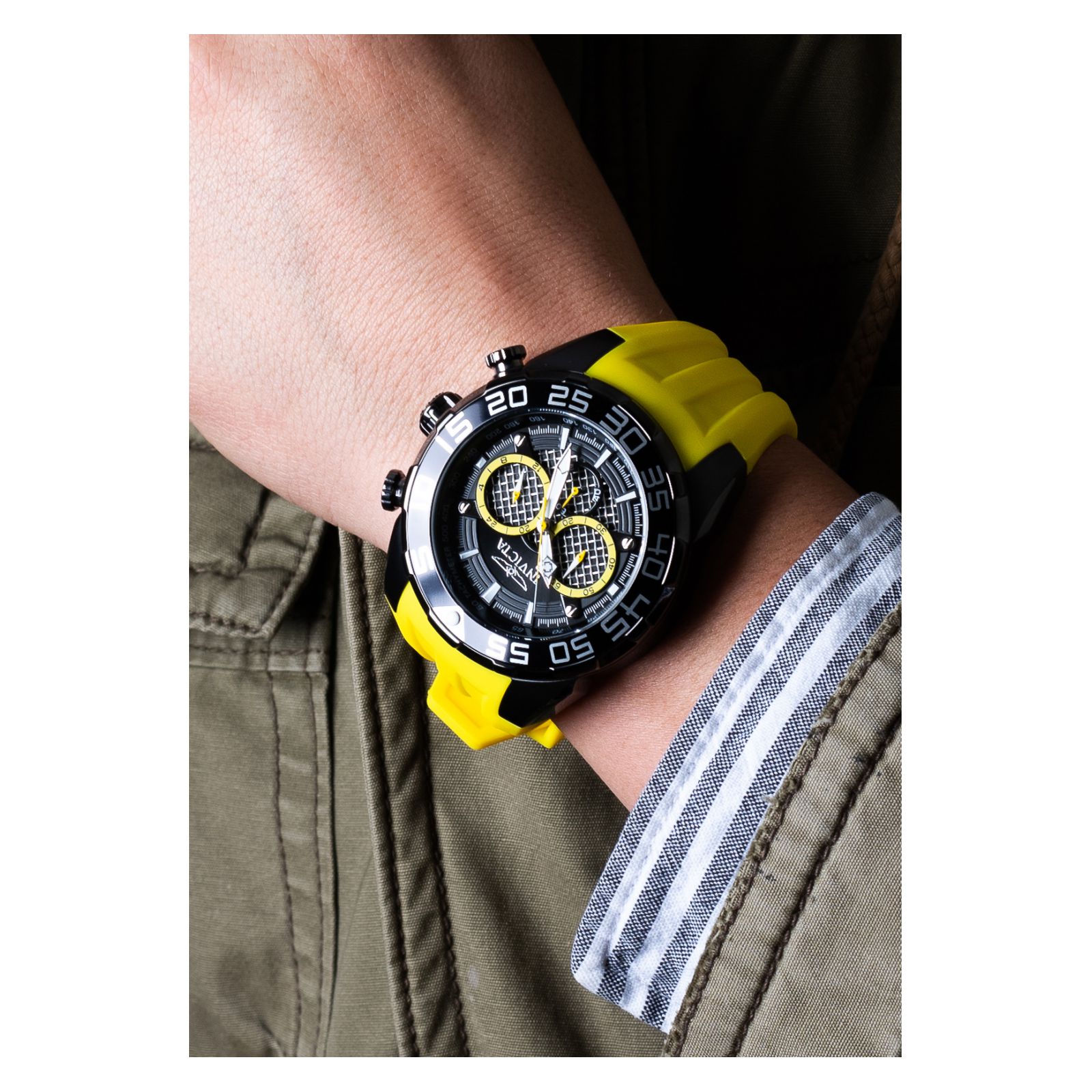 RELOJ INVICTA PRO DIVER 44522 PARA HOMBRE SILICONA / ACERO INOXIDABLE ORO - 4