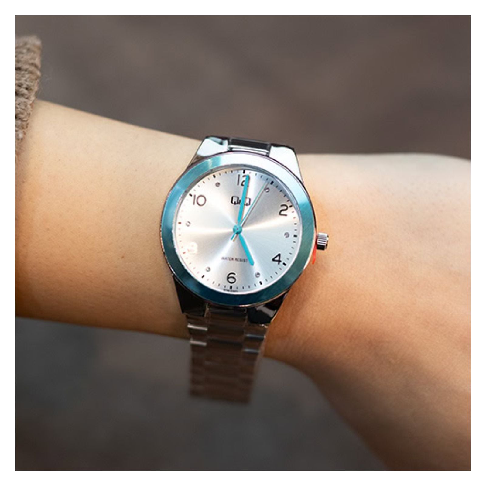 RELOJ QYQ Q78B-005PY MUJER - 3