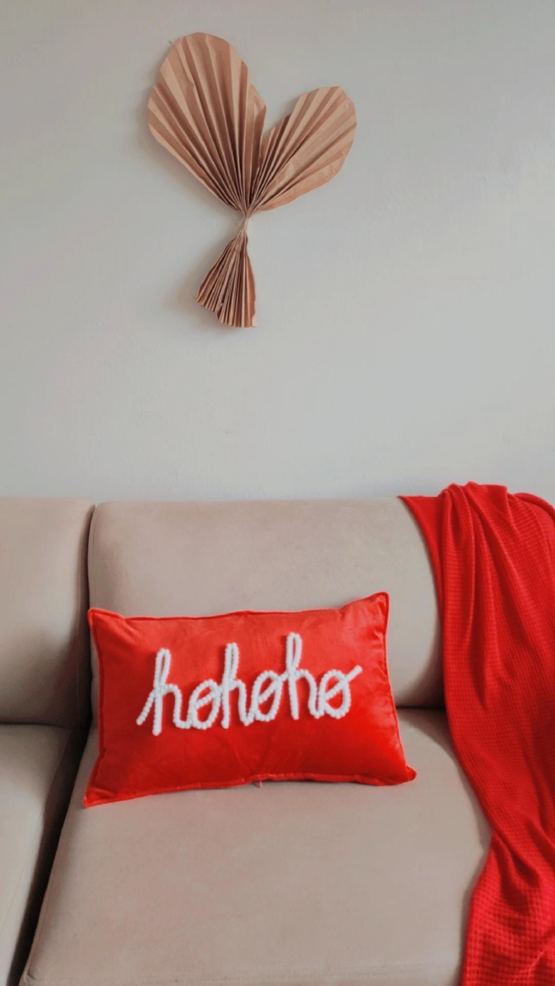 ALMOHADA ZARA ALMOHADAS.PE 'HO HO HO' 50X30CM ROJO DECORACIÓN LA HABITACIÓN NAVIDAD COJÍN TERCIOPELO - 2