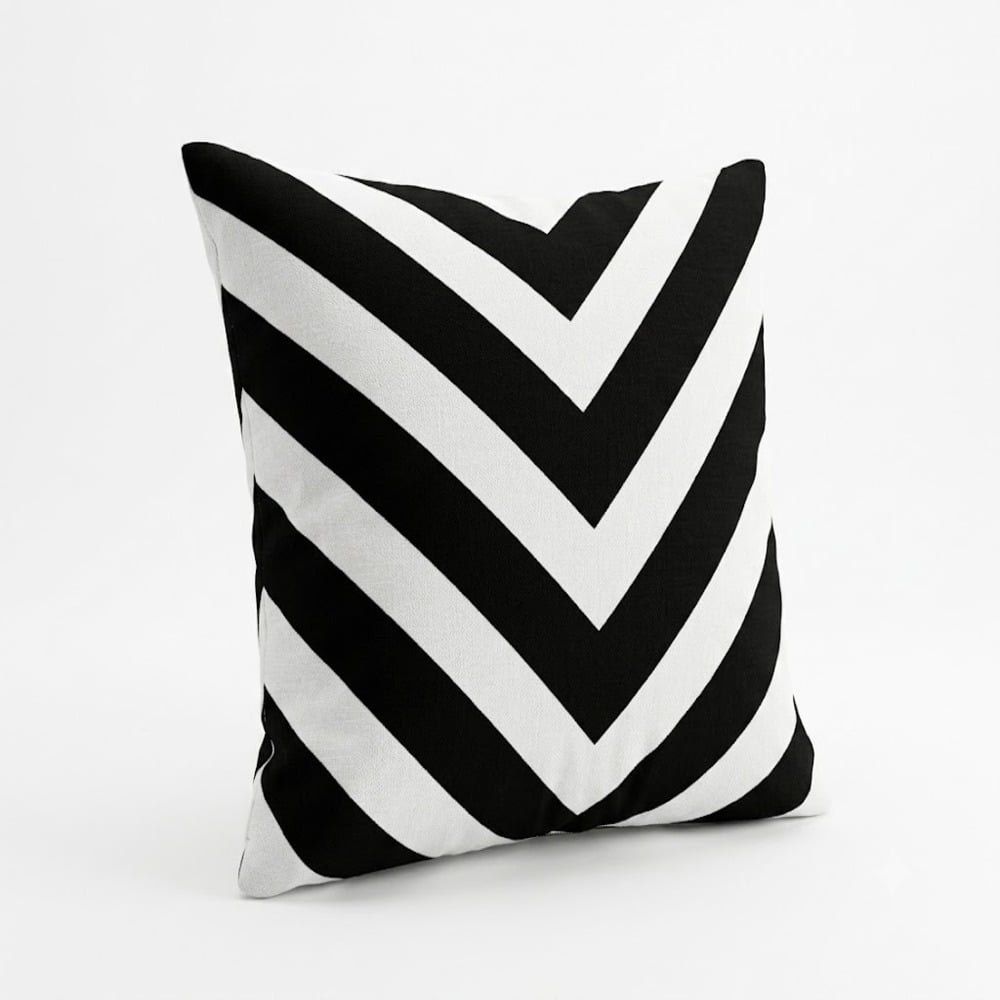 COJÍN DECORATIVO CHEVRON ÉBANO 40X40 CM - 1