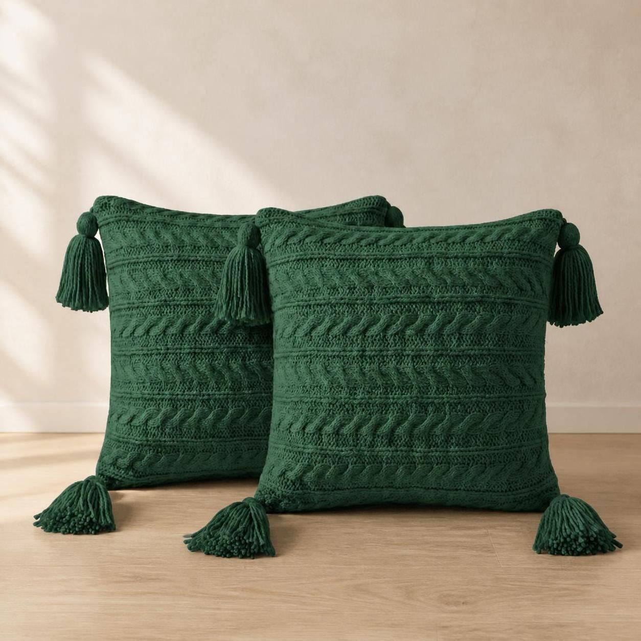 SET 02 COJINES TRENZADOS XL VERDE NAVIDEÑO CON BORLAS 45X45CM - 5