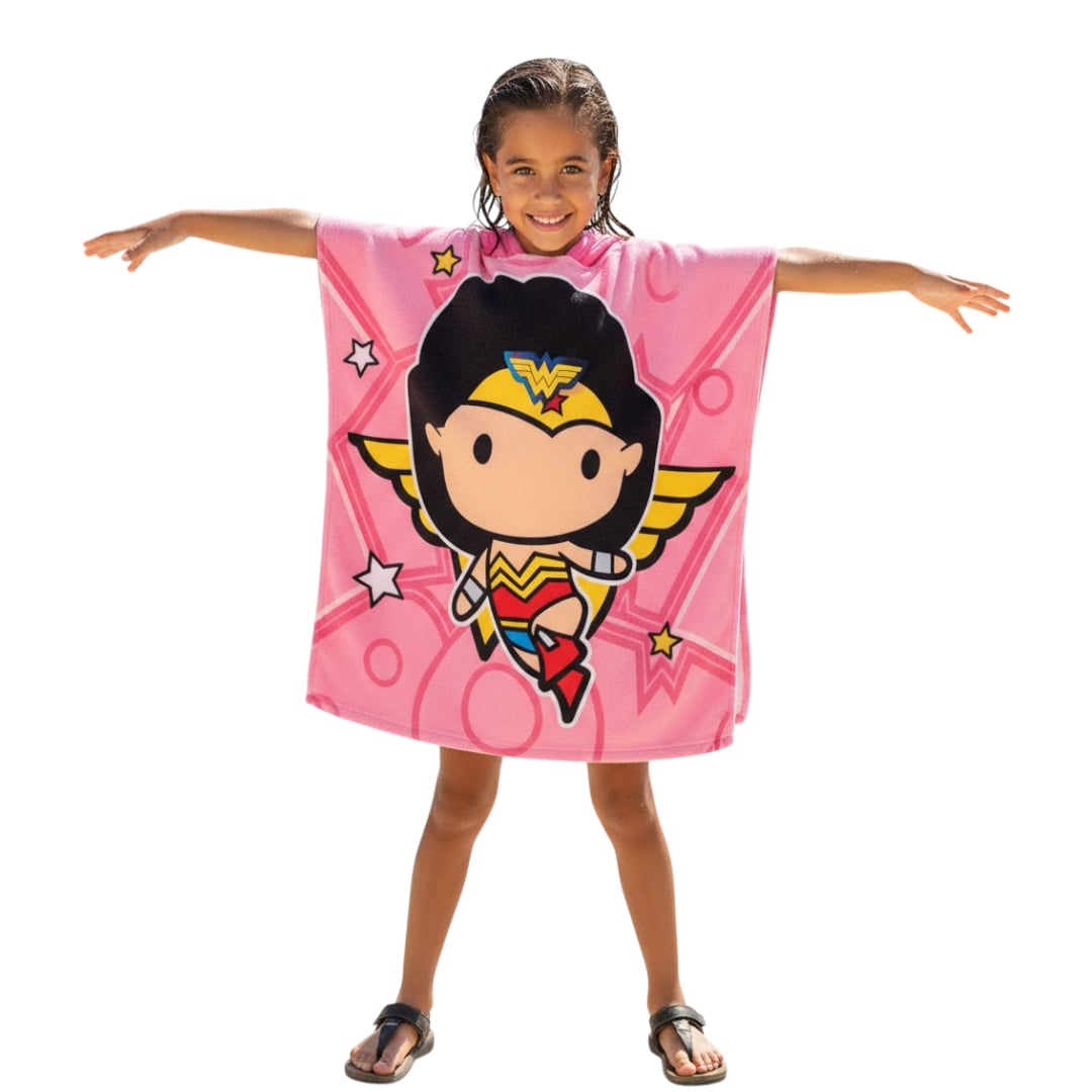 TOALLA PONCHO INFANTIL CON CAPUCHA ROSADA SECADO RÁPIDO DISEÑO HEROÍNA - 1